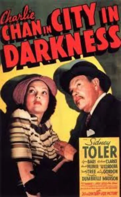 Charlie Chan in city in Darkness