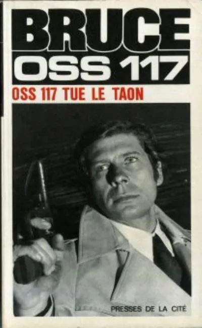 OSS 117 tue le taon