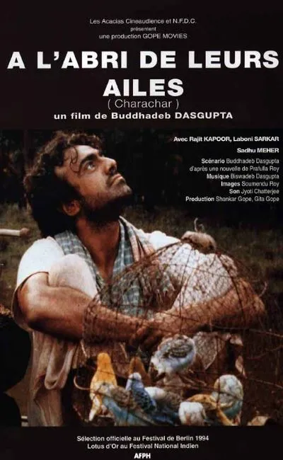 A l'abri de leurs ailes (1996)