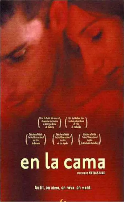 En la cama (2007)