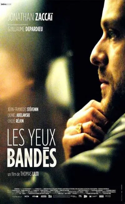 Les yeux bandés (2008)