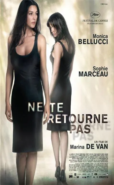 Ne te retourne pas (2009)