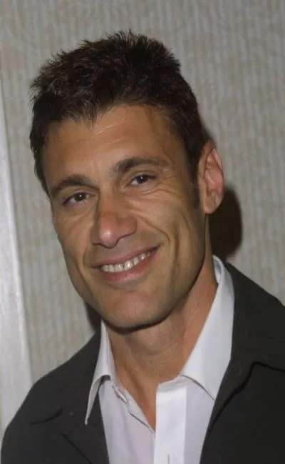 Steven Bauer