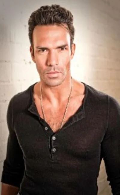 Darren Shahlavi