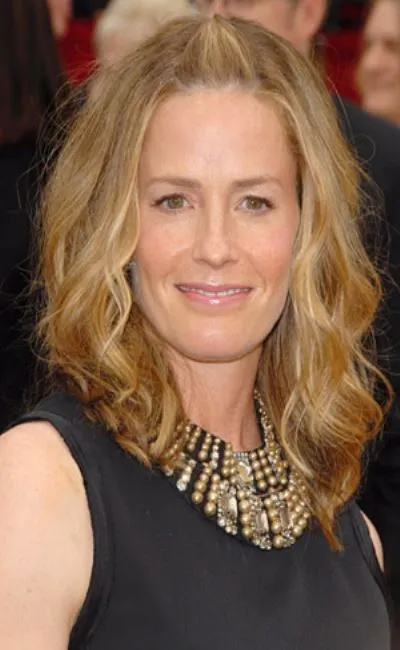 Elisabeth Shue