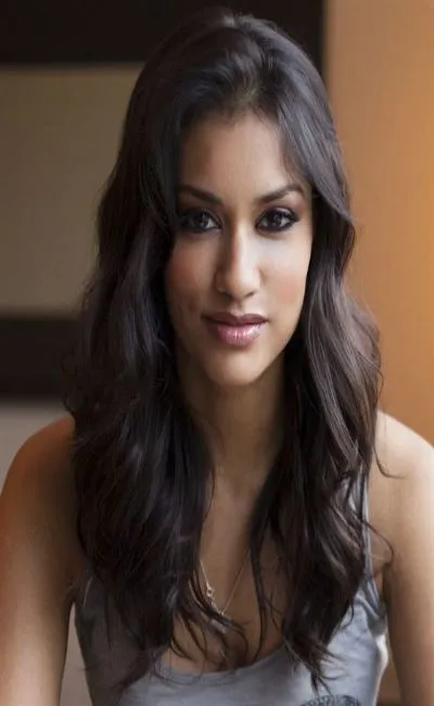 Janina Gavankar