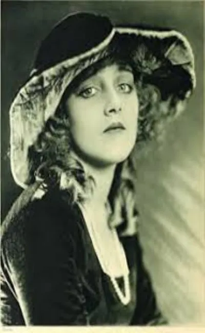 Mildred Davis