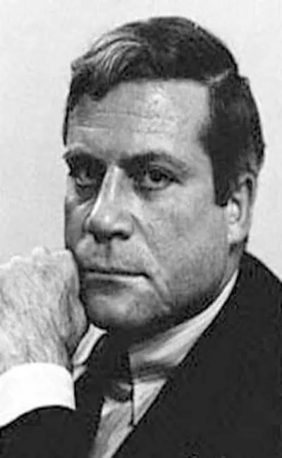 Oliver Reed