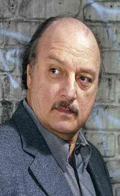 Dennis Franz