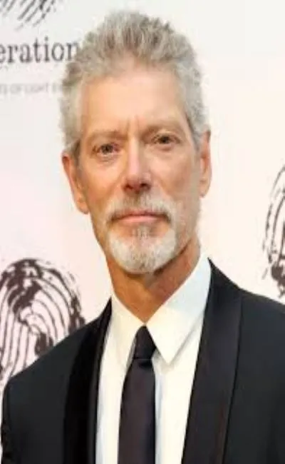 Stephen Lang