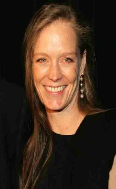 Suzy Amis