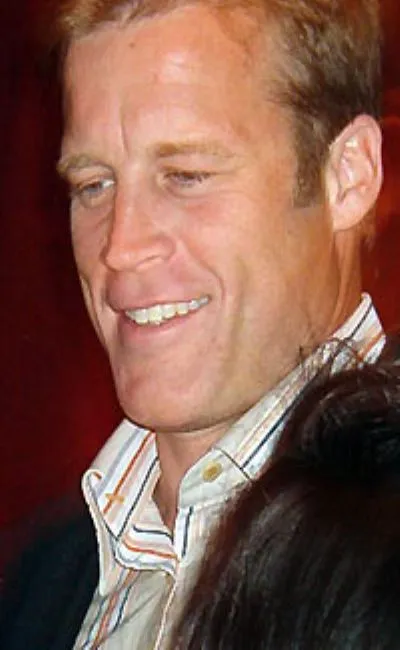 Mark Valley