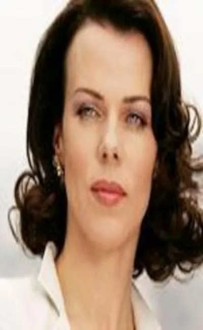 Debi Mazar