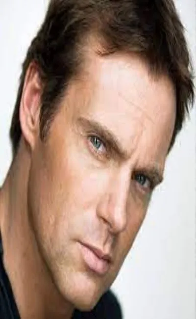 Michael Shanks