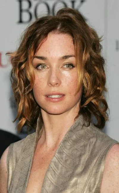 Julianne Nicholson