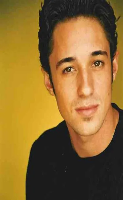 Thomas Ian Nicholas