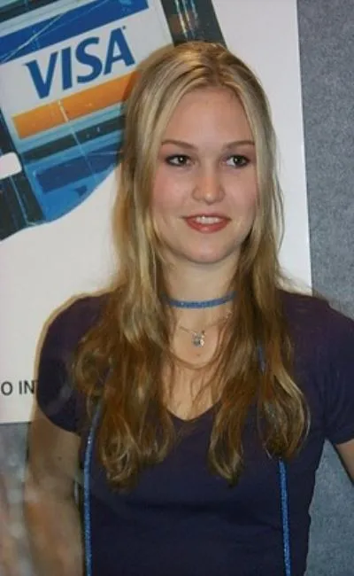 Julia Stiles