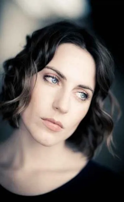 Antje Traue