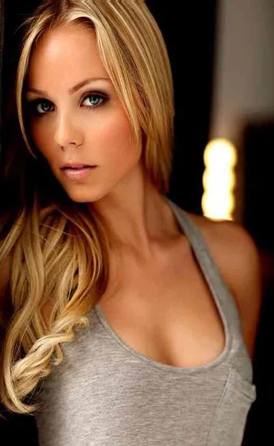 Laura Vandervoort