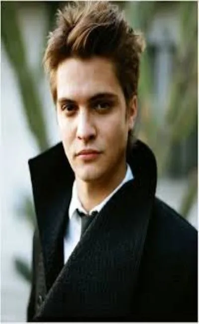 Luke Grimes