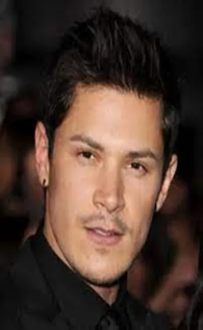 Alex Meraz