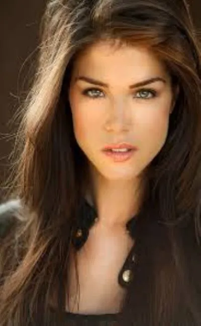 Marie Avgeropoulos